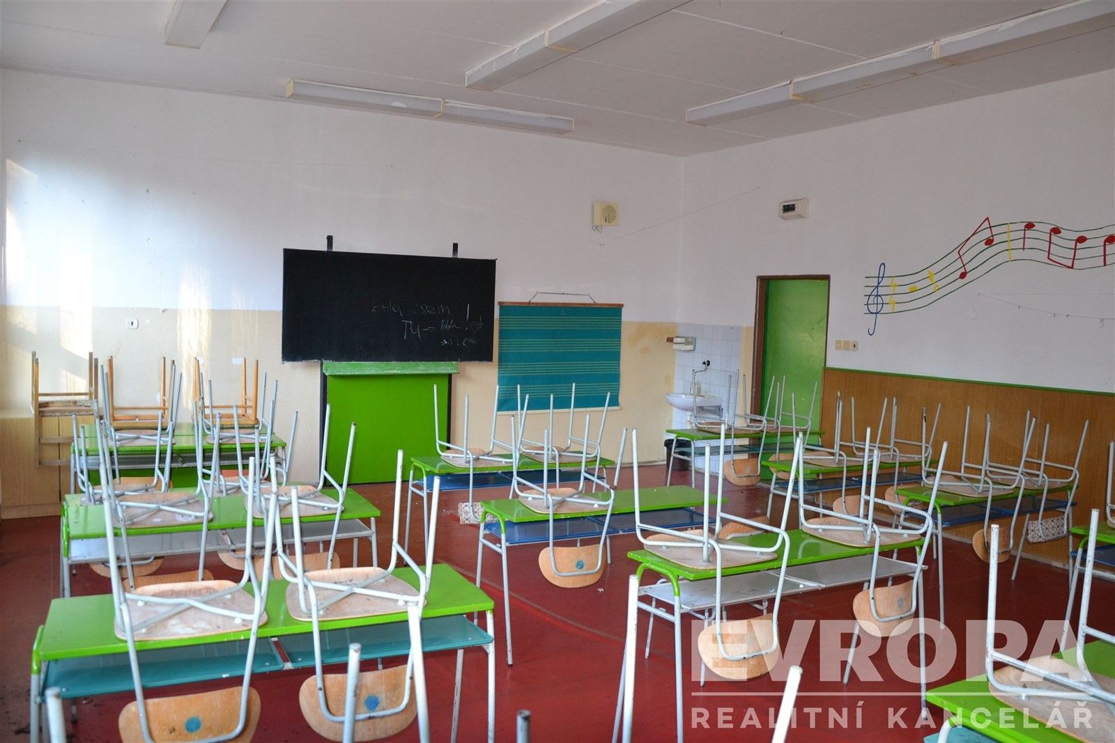 Prodej komerčního prostoru 8 m² - foto 5