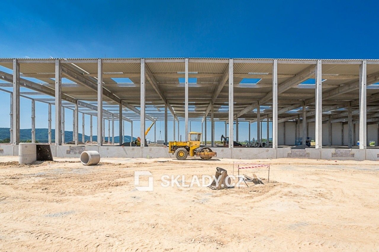 Pronájem komerčního prostoru 5000 m² - foto 3
