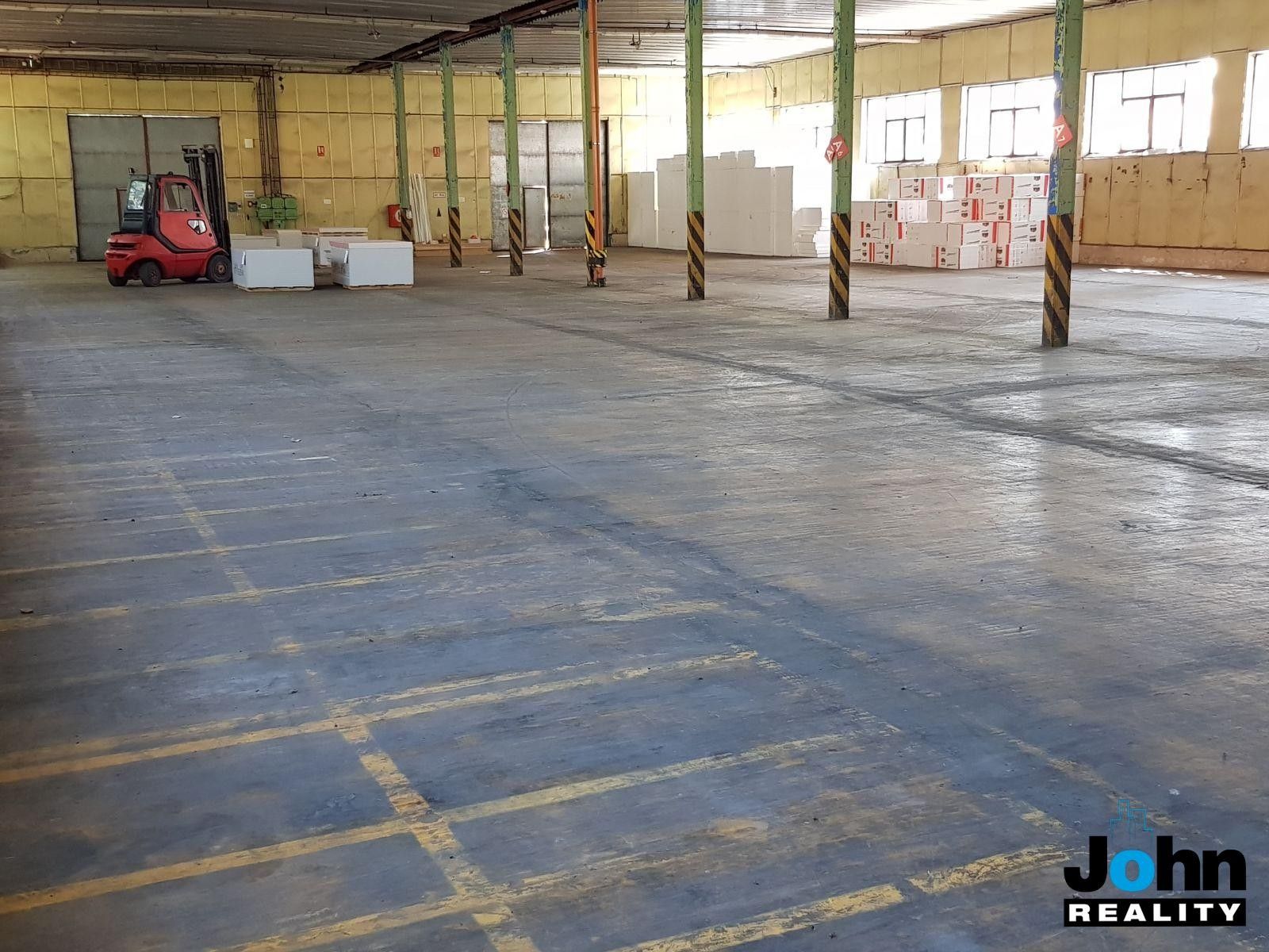Pronájem komerčního prostoru 1000 m² - foto 2