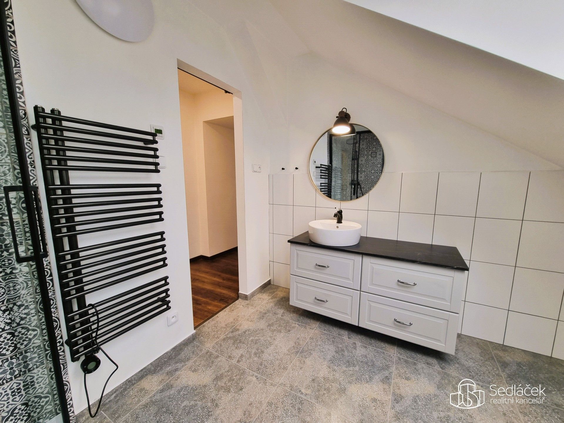 Pronájem bytu 3+kk 108 m² - foto 9