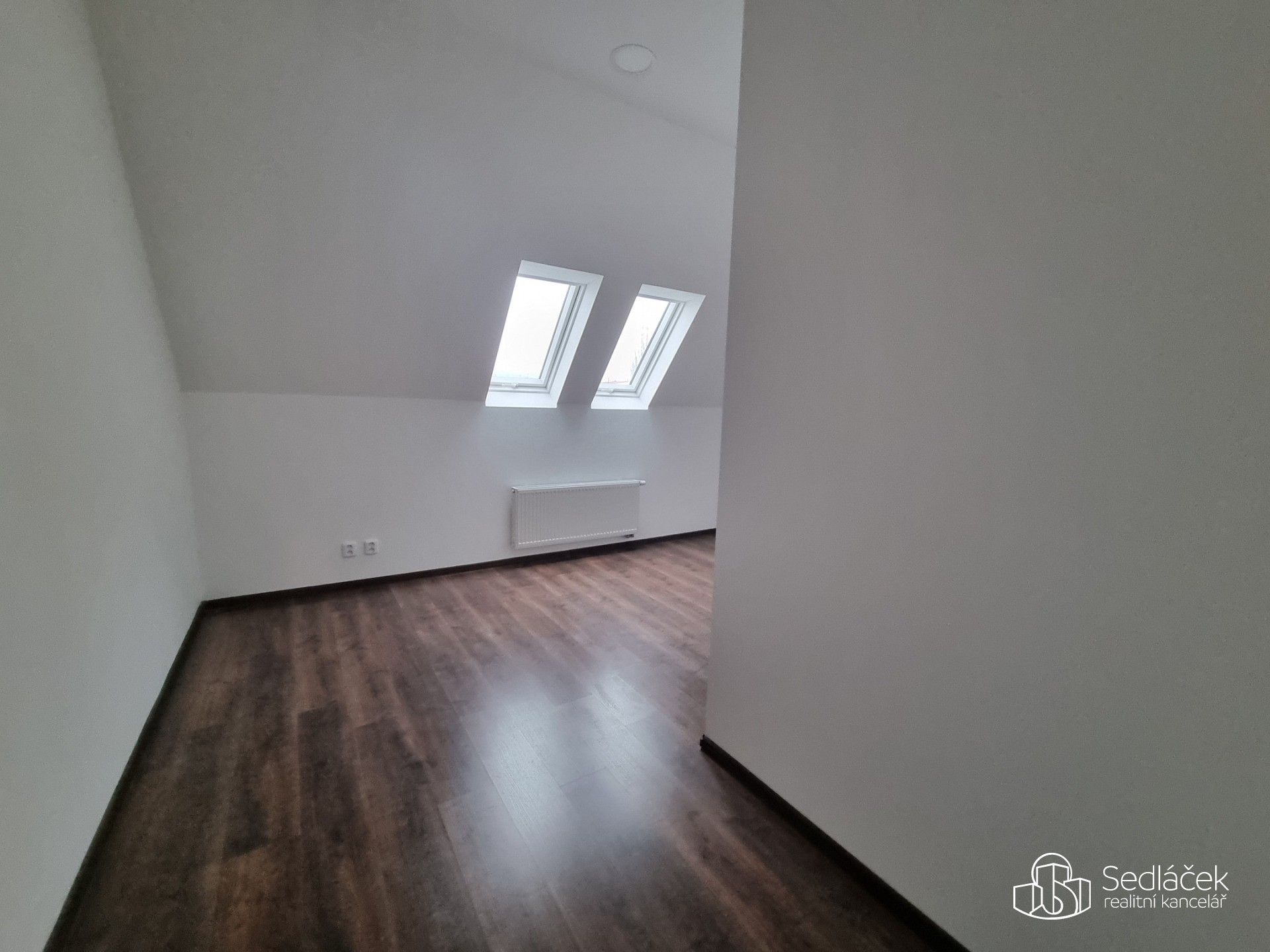 Pronájem bytu 3+kk 108 m² - foto 12