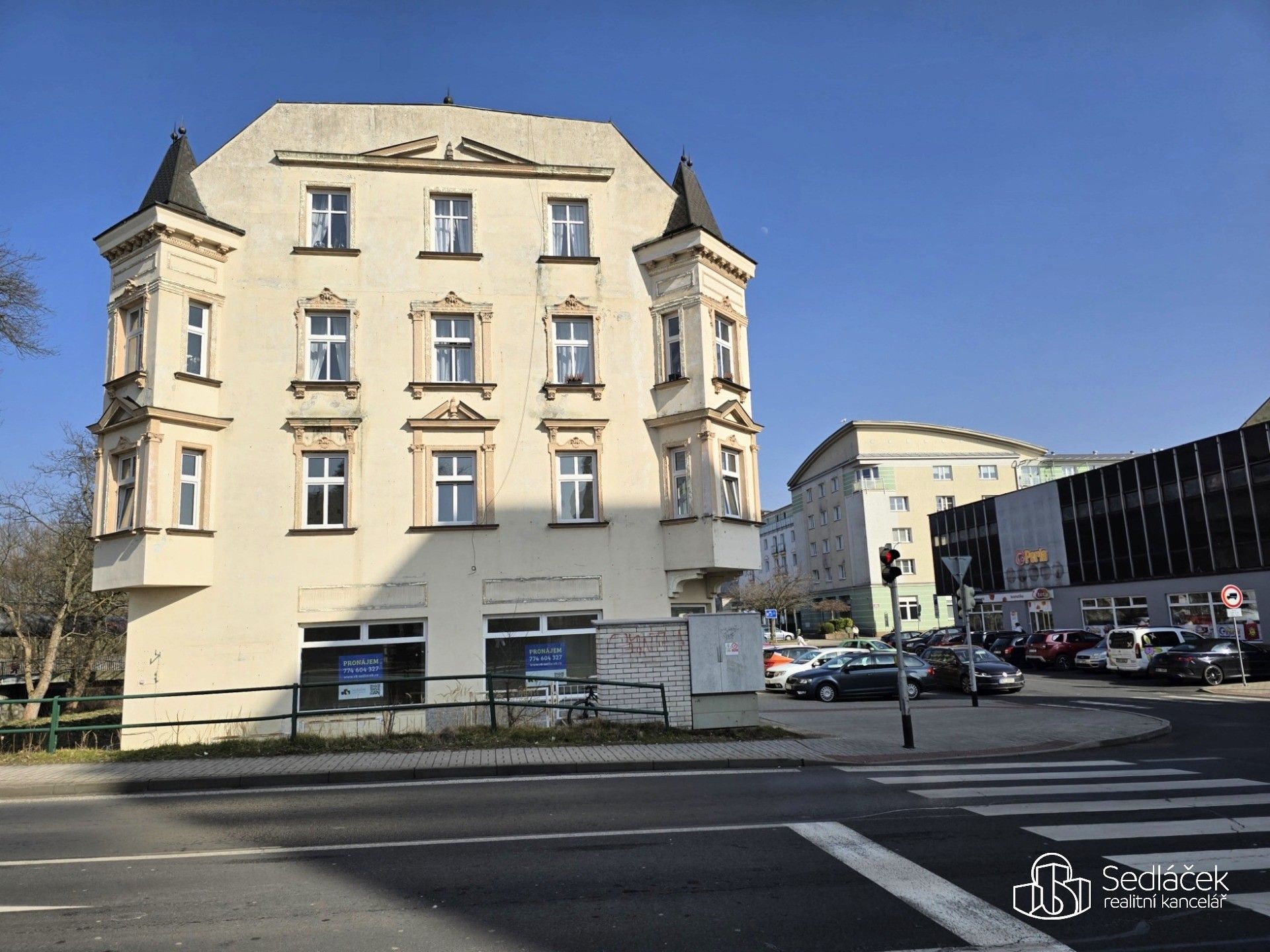 Pronájem bytu 3+kk 108 m² - foto 16