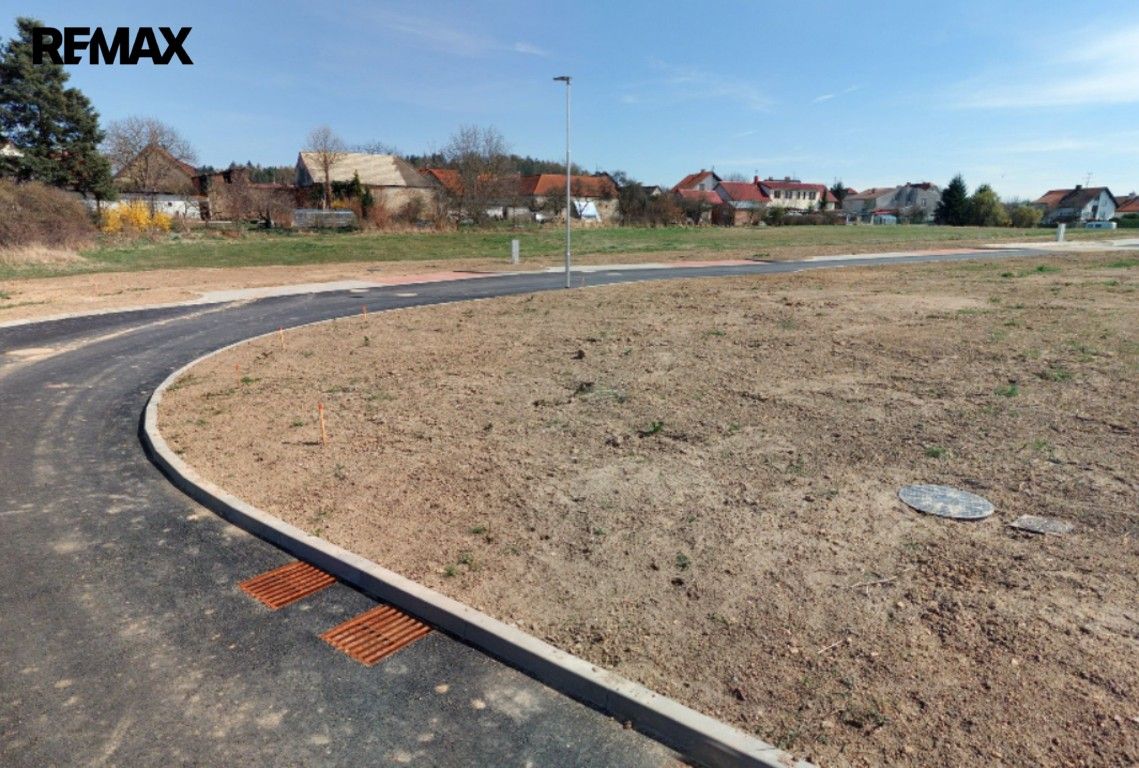 Prodej pozemku 1361 m² - foto 2