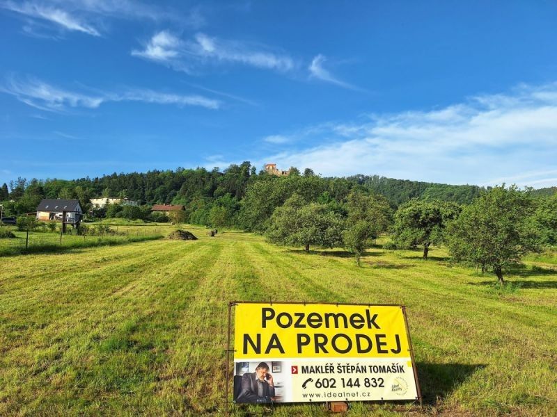 Prodej pozemku 2066 m² - foto 1