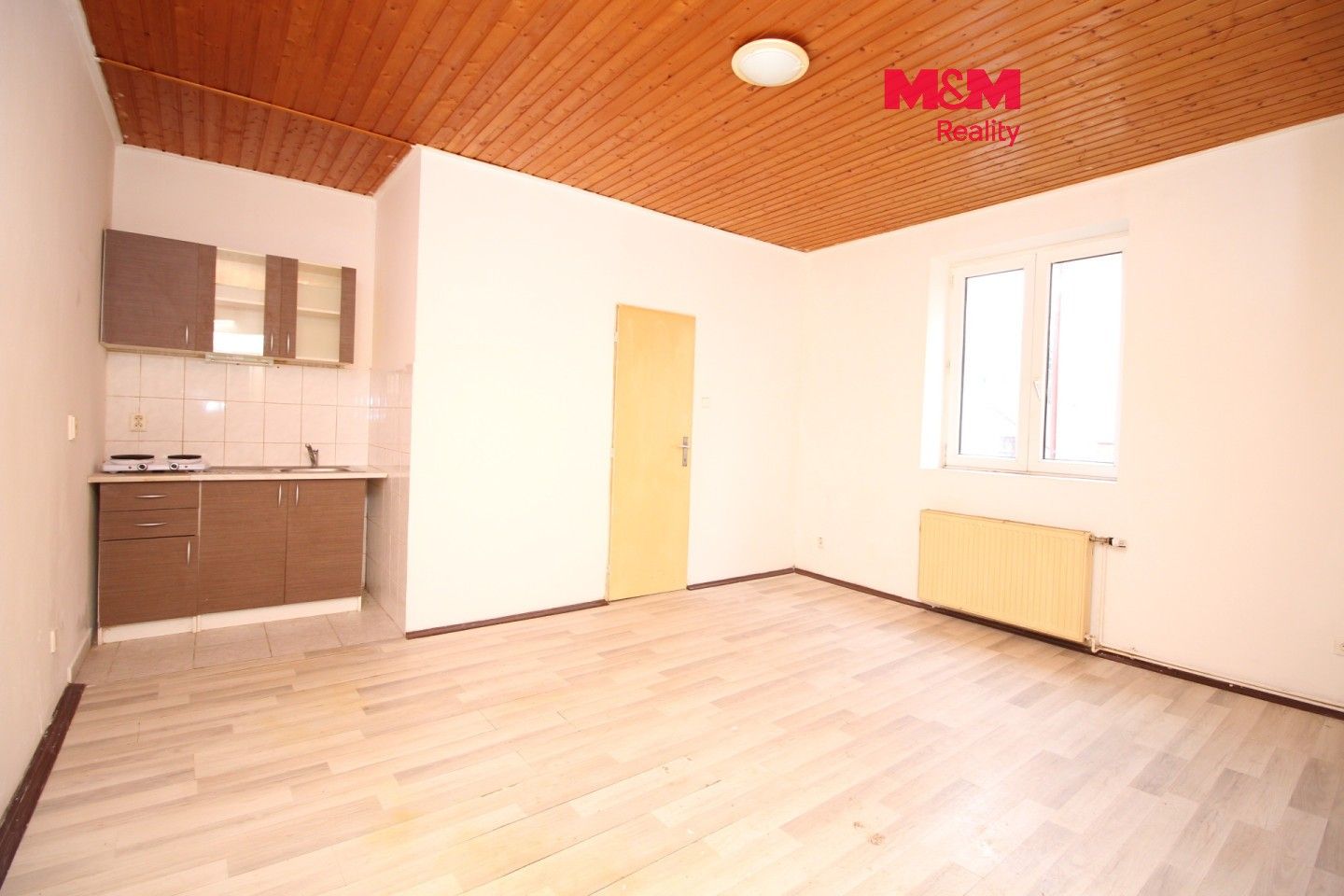 Pronájem bytu 1+kk 21 m² - foto 1