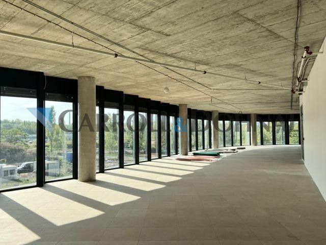 Pronájem komerčního prostoru 205 m² - foto 18