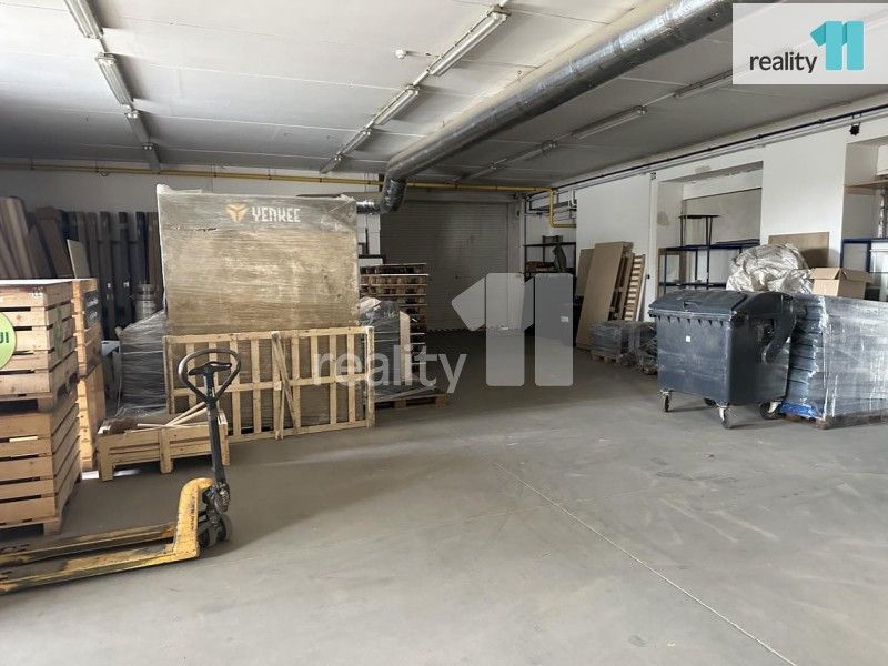 Pronájem komerčního prostoru 800 m² - foto 3