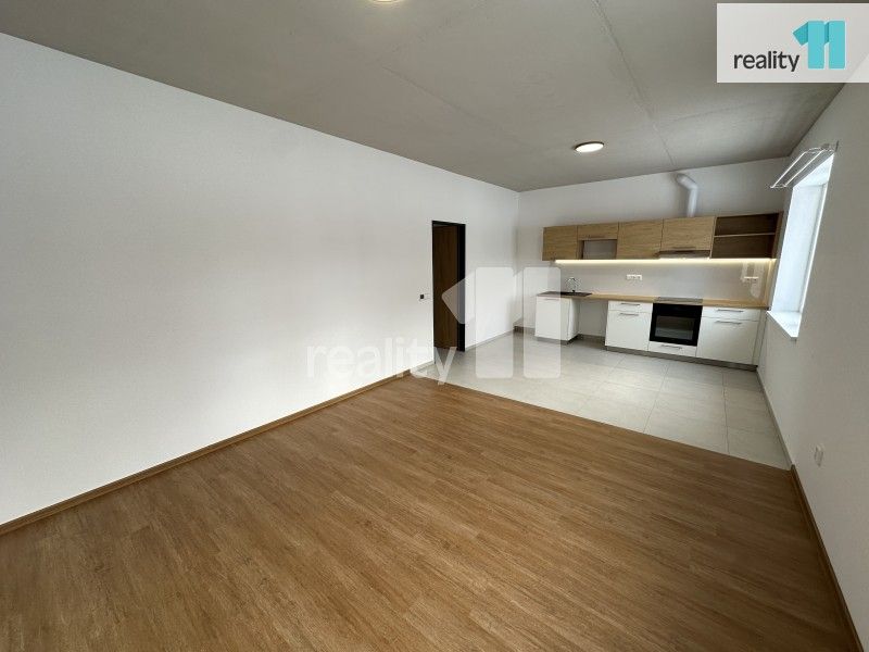 Pronájem bytu 2+kk 53 m² - foto 2
