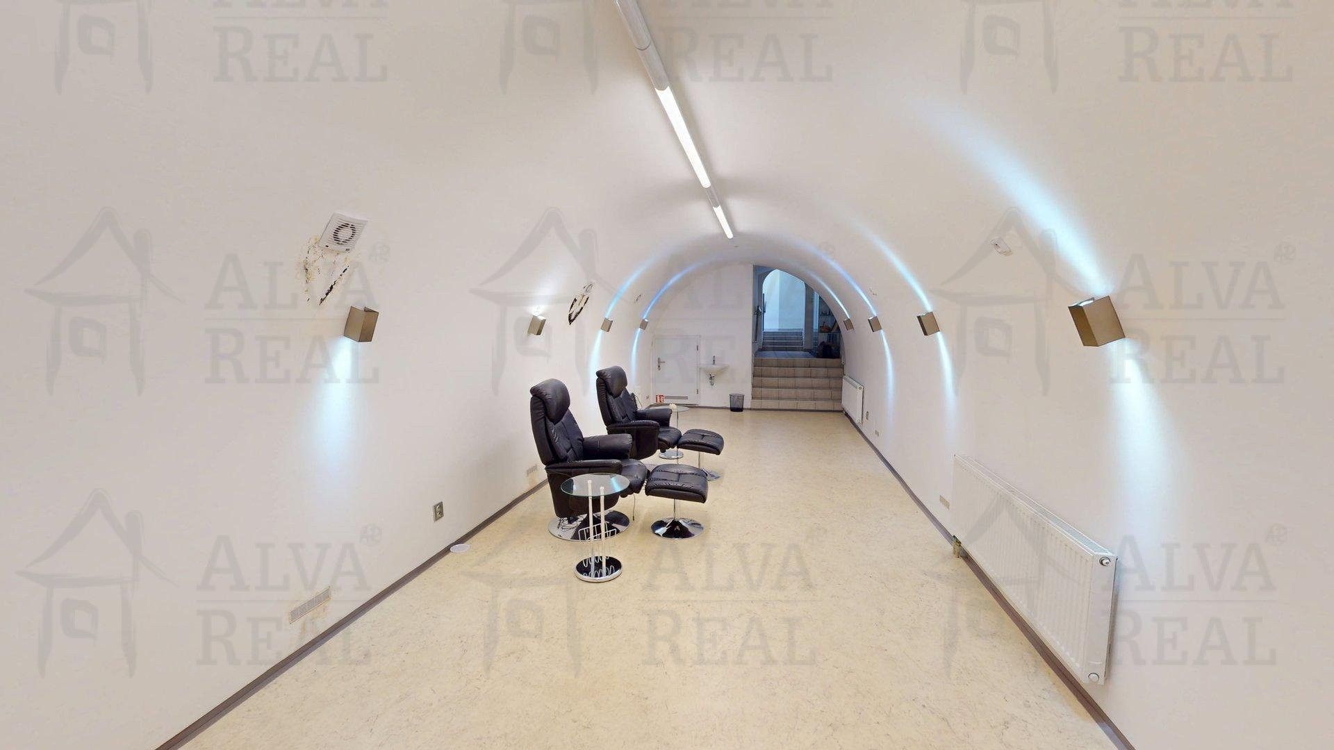 Pronájem komerčního prostoru 145 m² - foto 7