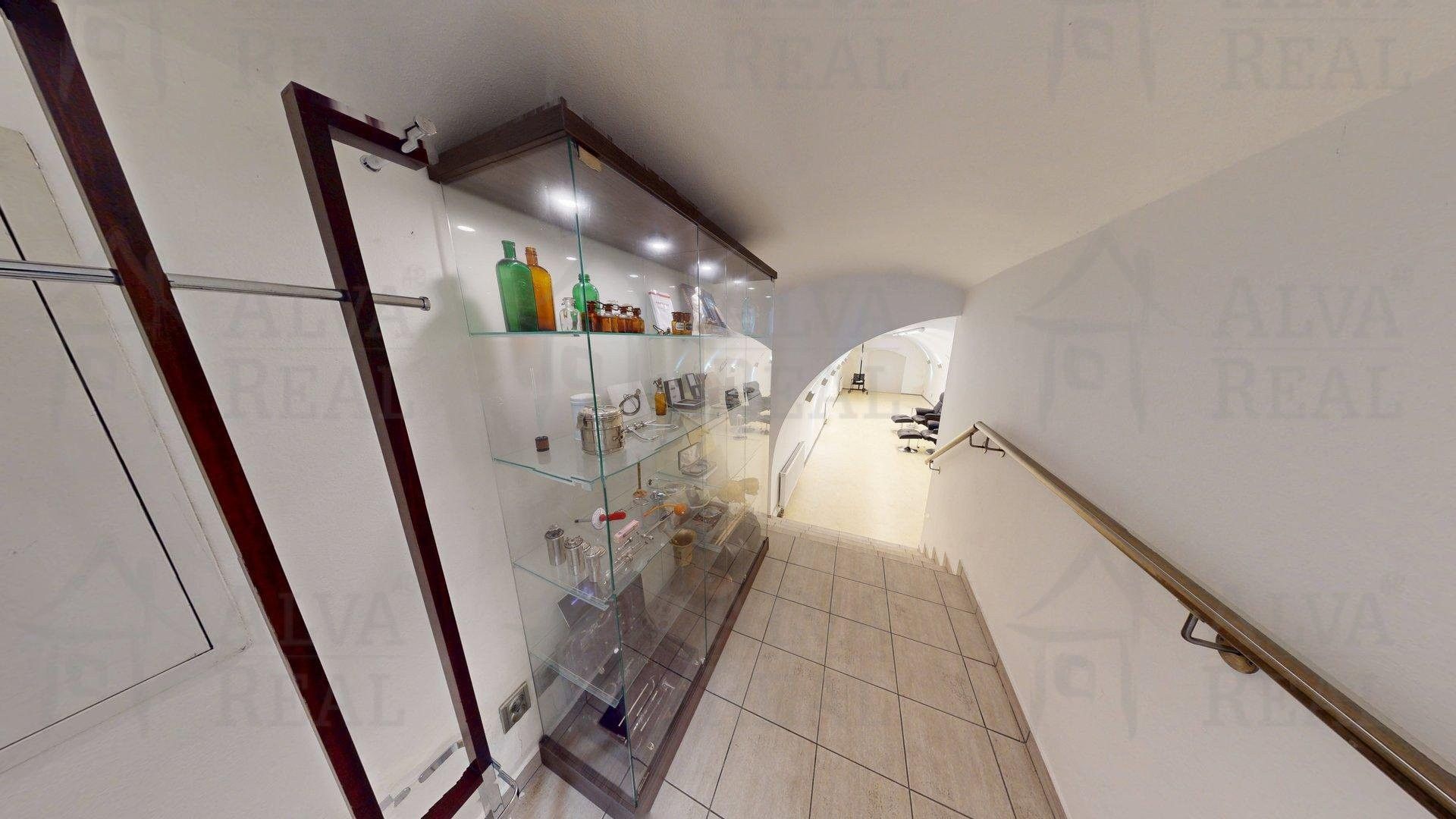 Pronájem komerčního prostoru 145 m² - foto 10