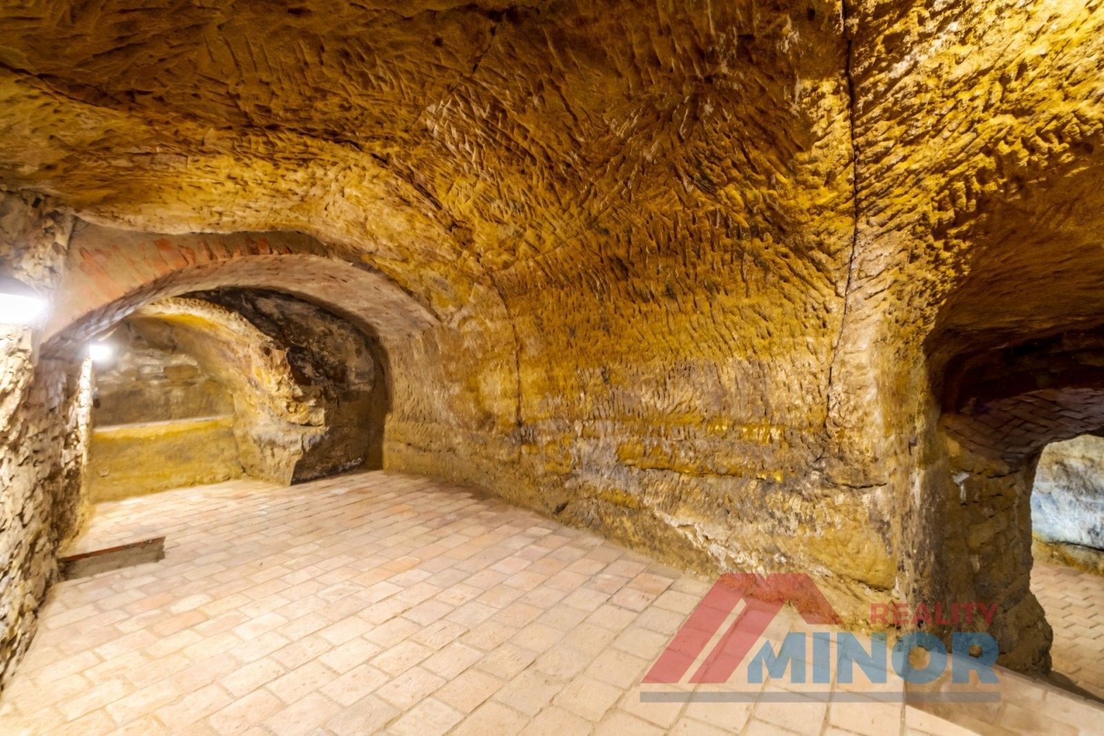 Pronájem nemovitosti 77 m² - foto 3
