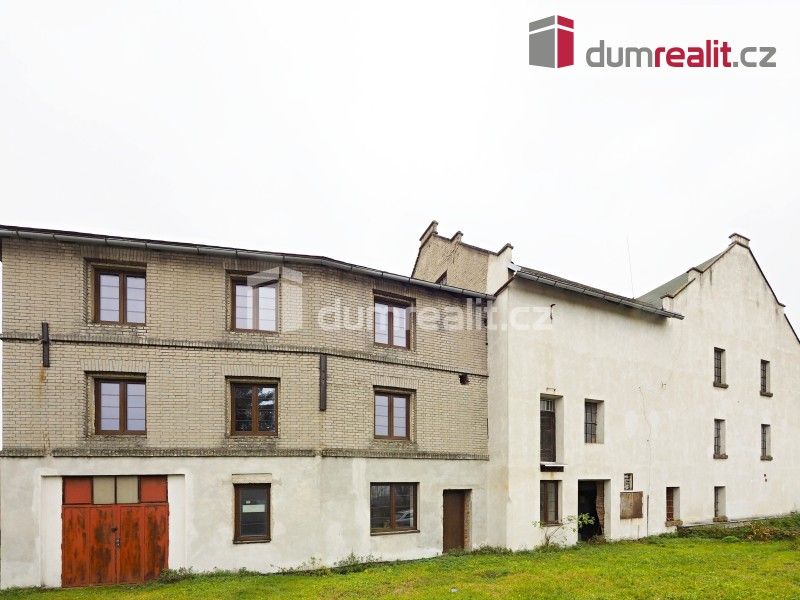 Prodej komerčního prostoru 2000 m² - foto 7