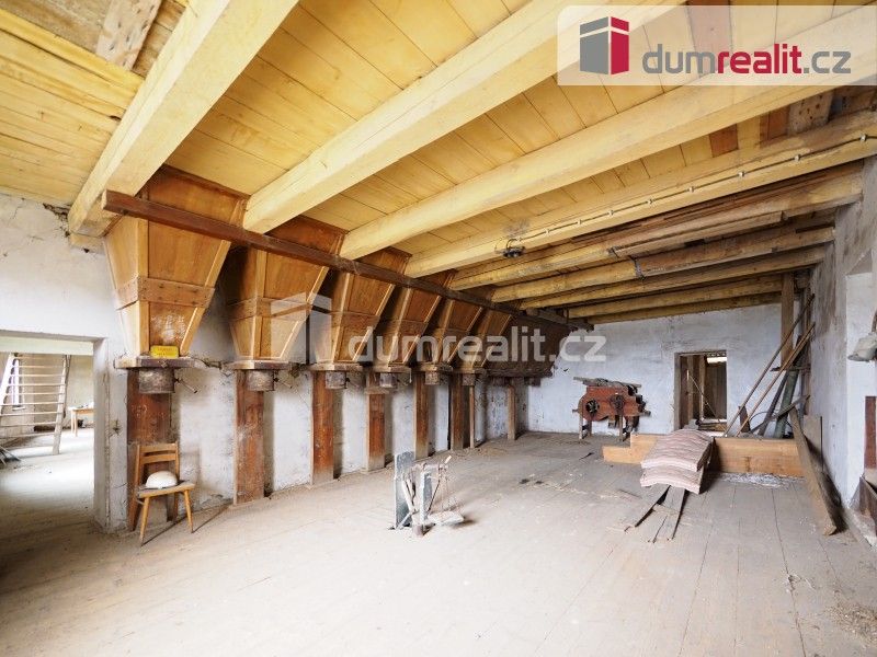Prodej komerčního prostoru 2000 m² - foto 9