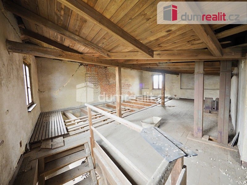 Prodej komerčního prostoru 2000 m² - foto 13