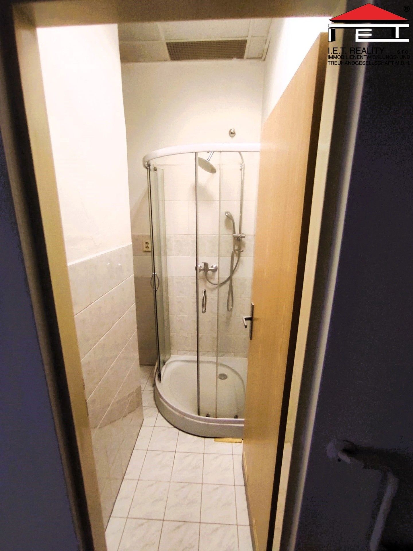 Pronájem komerčního prostoru 110 m² - foto 10
