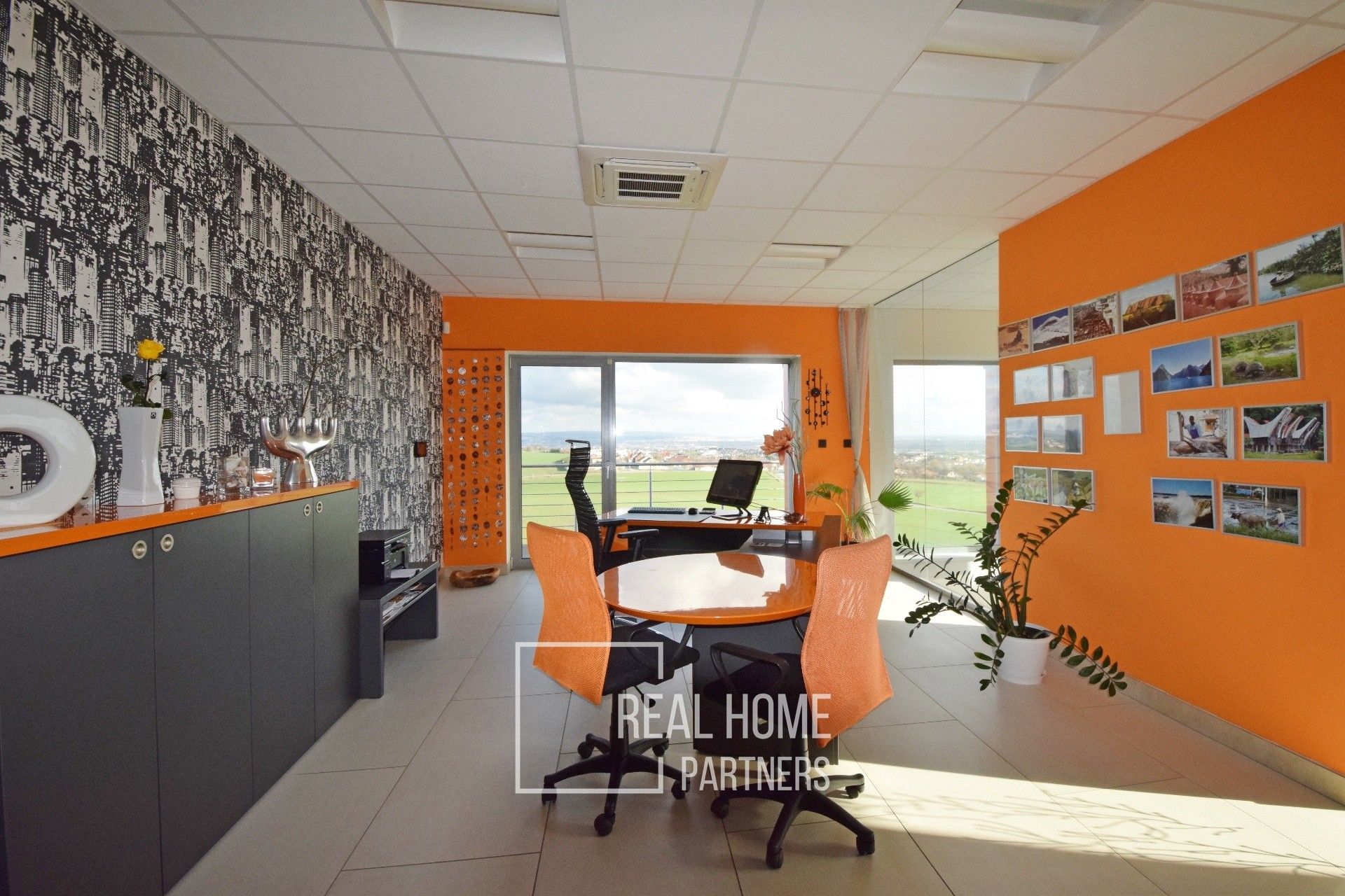 Prodej komerčního prostoru 210 m² - foto 11