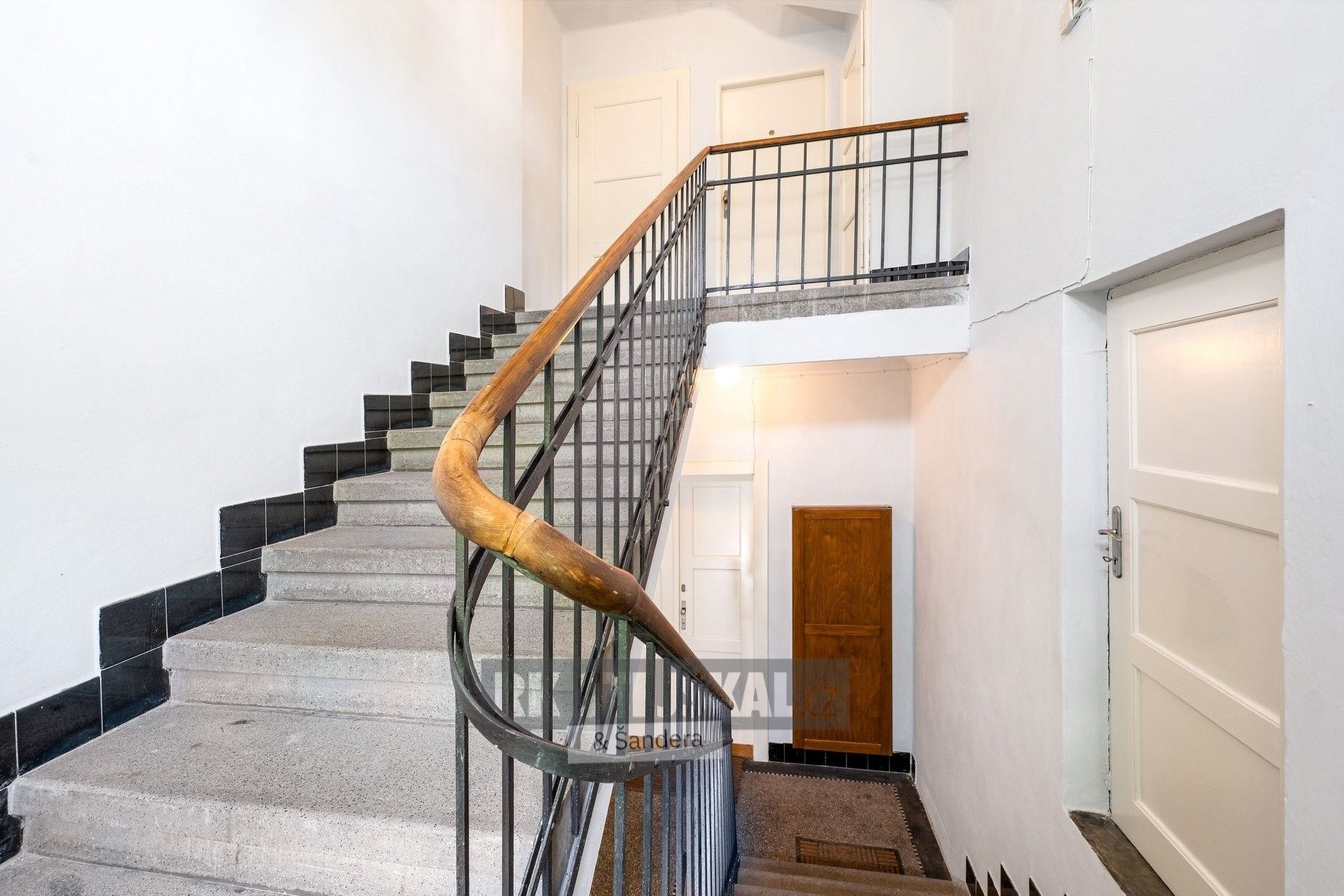 Prodej komerčního prostoru 440 m² - foto 16