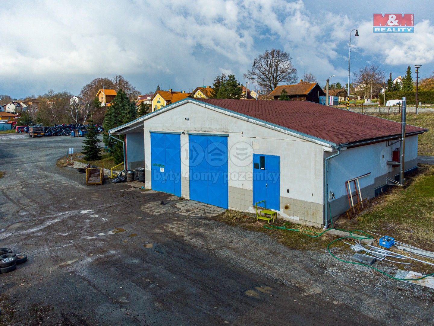 Pronájem komerčního prostoru 421 m² - foto 1