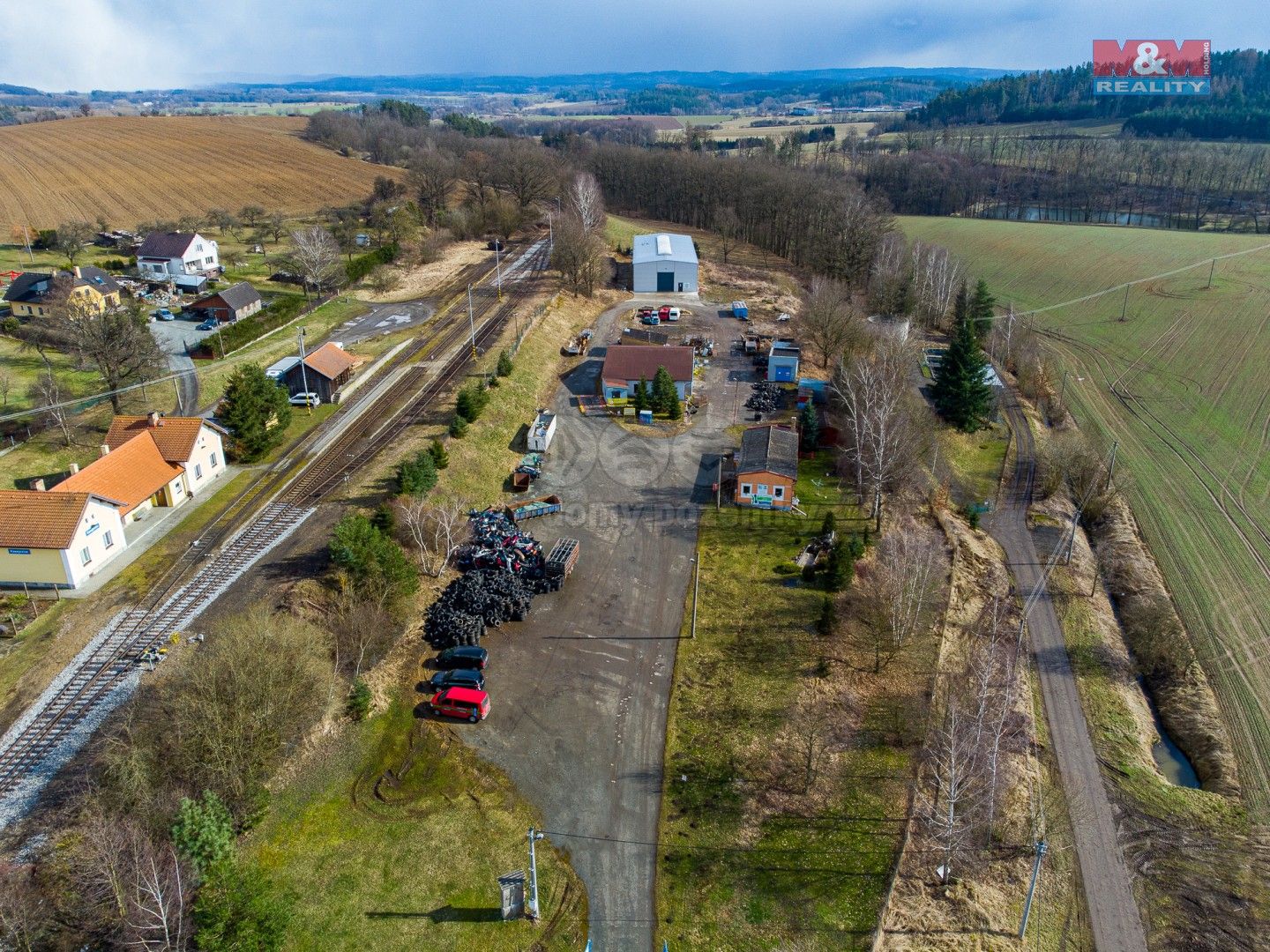 Pronájem komerčního prostoru 421 m² - foto 2