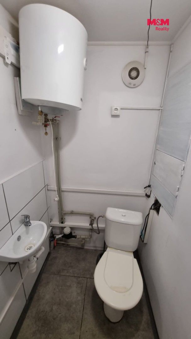 Pronájem komerčního prostoru 18 m² - foto 8