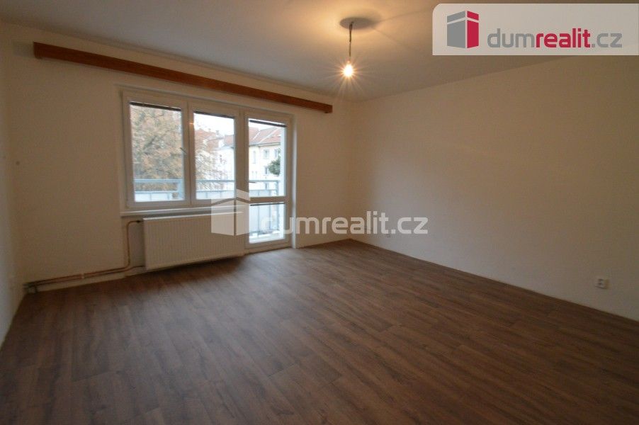Pronájem bytu 3+1 72 m² - foto 4