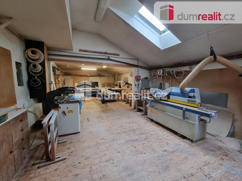 Pronájem komerčního prostoru 278 m² - foto 4