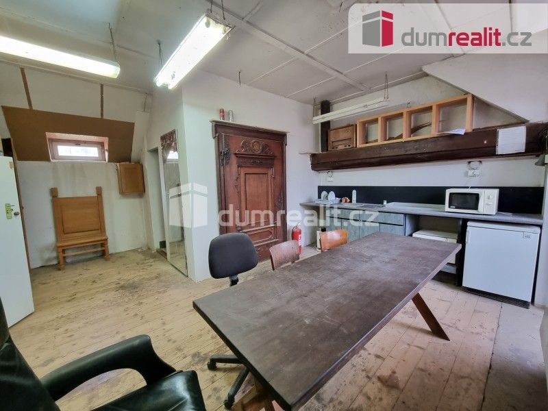 Pronájem komerčního prostoru 278 m² - foto 17