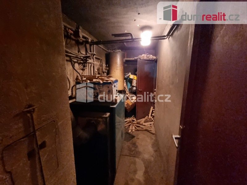 Pronájem komerčního prostoru 278 m² - foto 22
