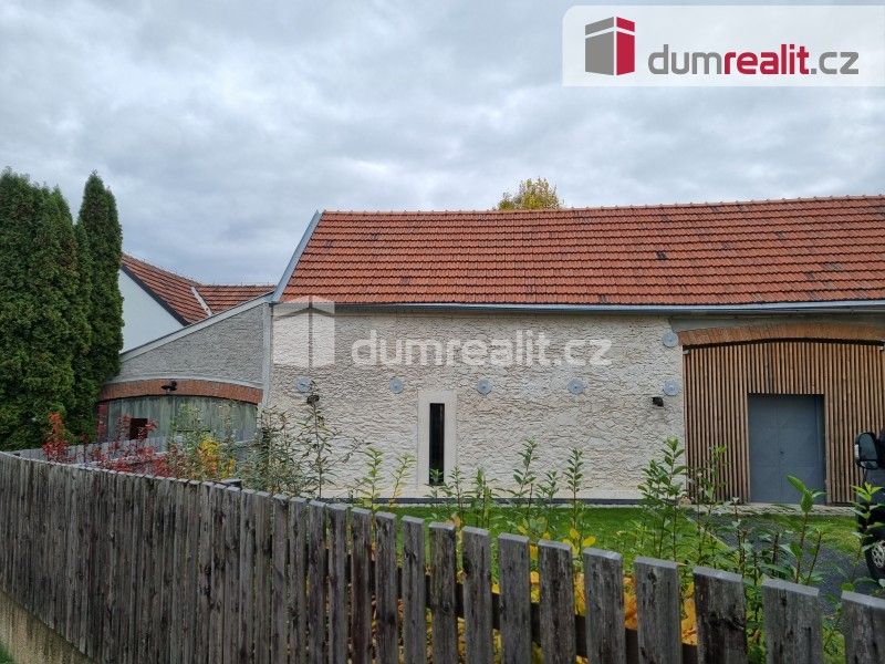 Pronájem komerčního prostoru 278 m² - foto 24