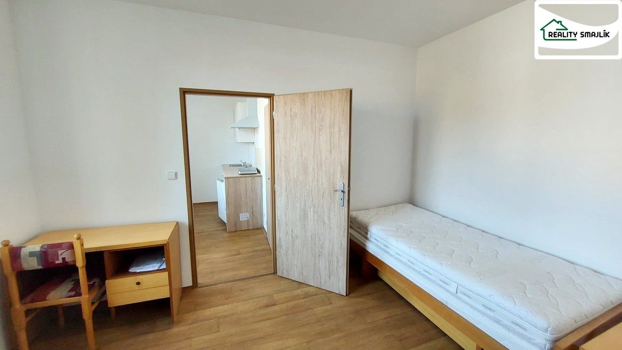 Pronájem bytu 2+kk 39 m² - foto 6