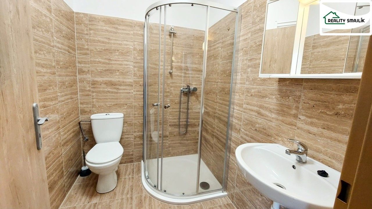 Pronájem bytu 2+kk 39 m² - foto 5