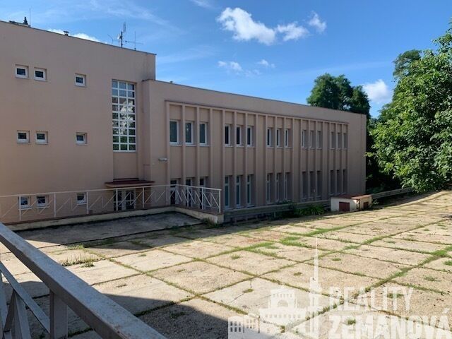 Pronájem komerčního prostoru 347 m² - foto 2