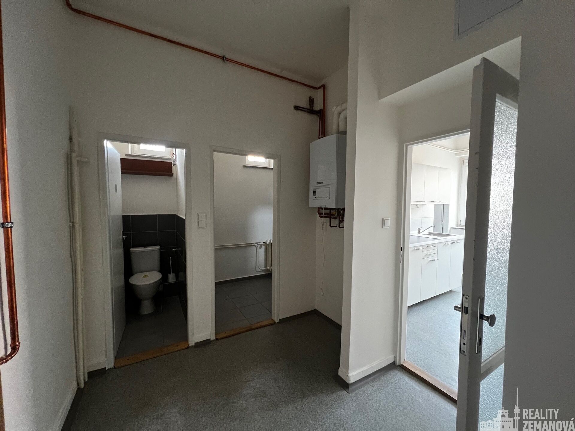 Pronájem komerčního prostoru 347 m² - foto 30