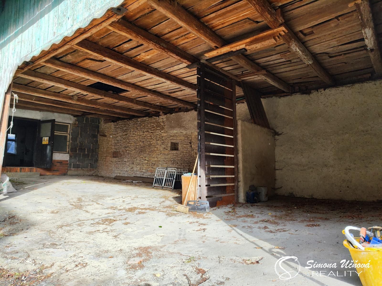 Prodej nemovitosti 286 m² - foto 9