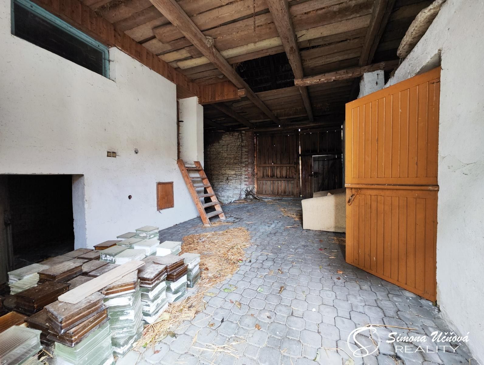 Prodej nemovitosti 286 m² - foto 13