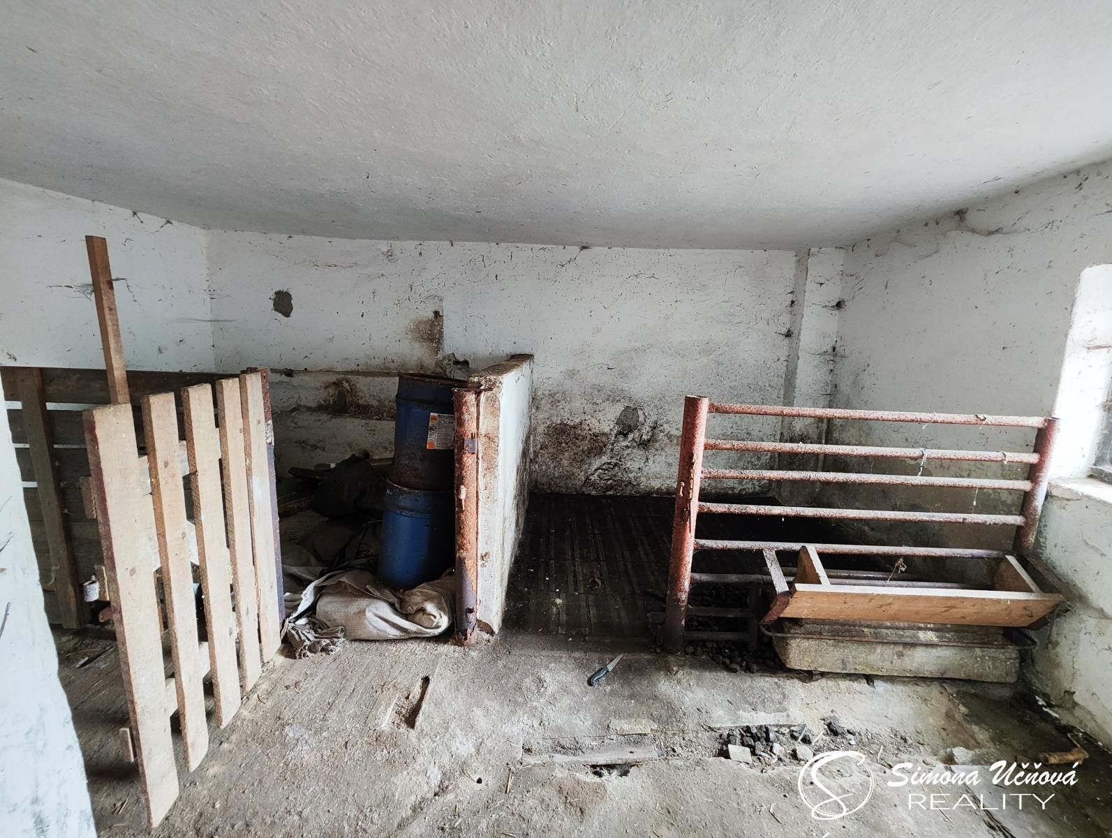 Prodej nemovitosti 286 m² - foto 14