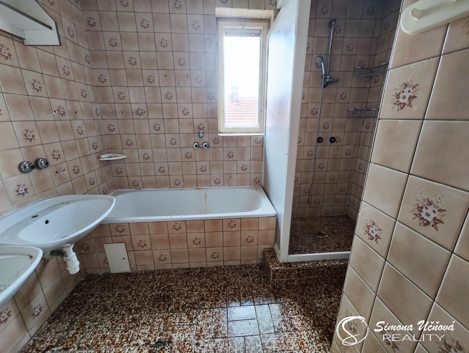 Prodej nemovitosti 286 m² - foto 27