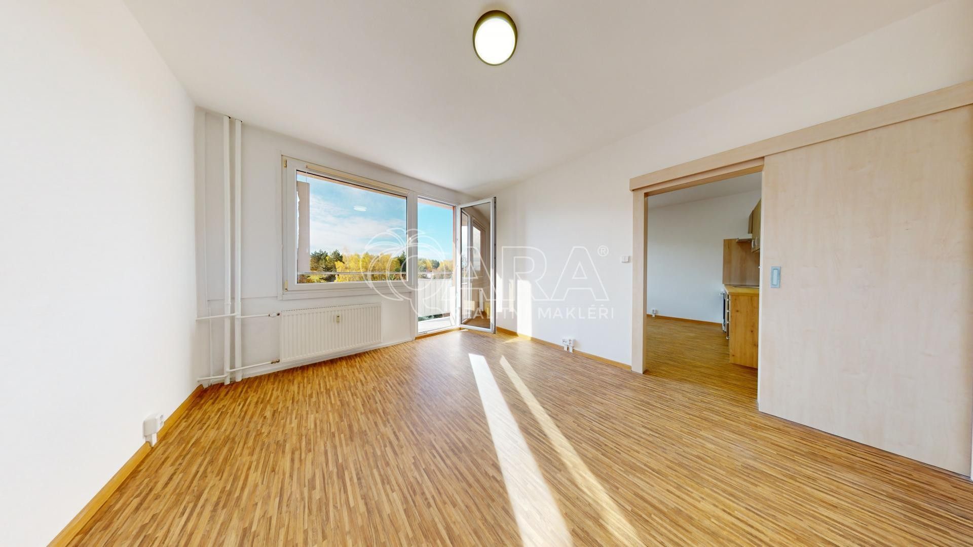 Pronájem bytu 1+1 37 m² - foto 5