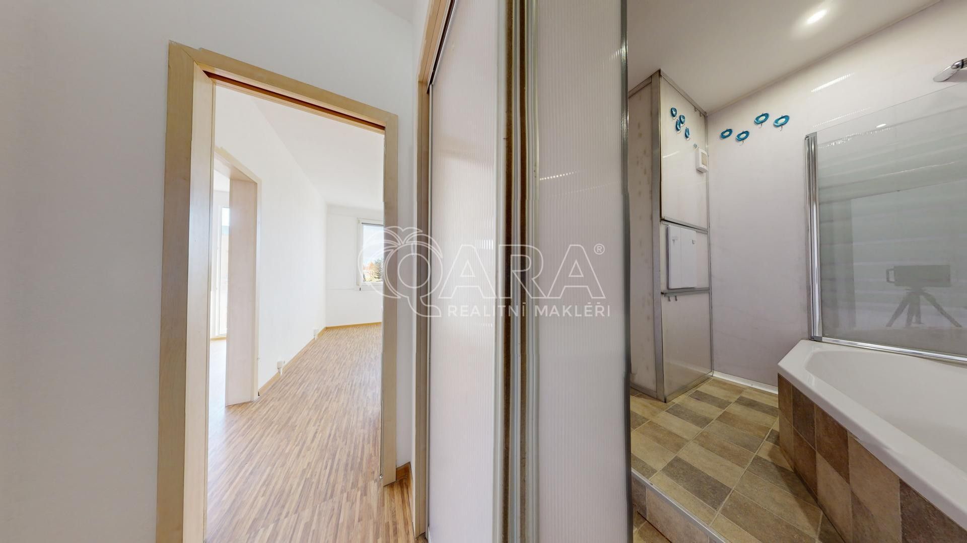 Pronájem bytu 1+1 37 m² - foto 9
