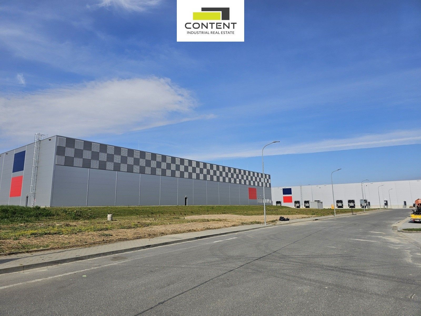 Pronájem komerčního prostoru 3500 m² - foto 6