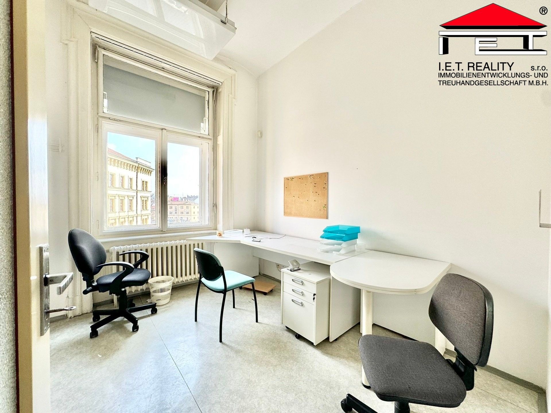 Pronájem komerčního prostoru 189 m² - foto 10