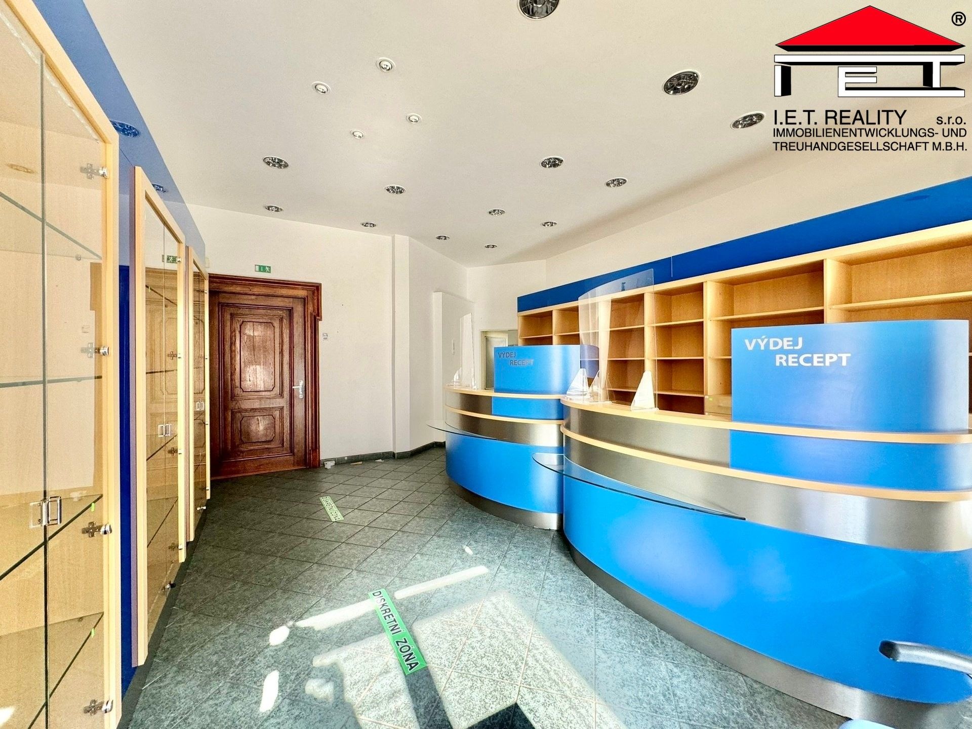 Pronájem komerčního prostoru 189 m² - foto 13