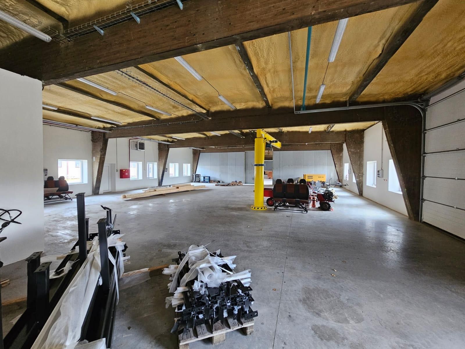 Pronájem komerčního prostoru 500 m² - foto 4