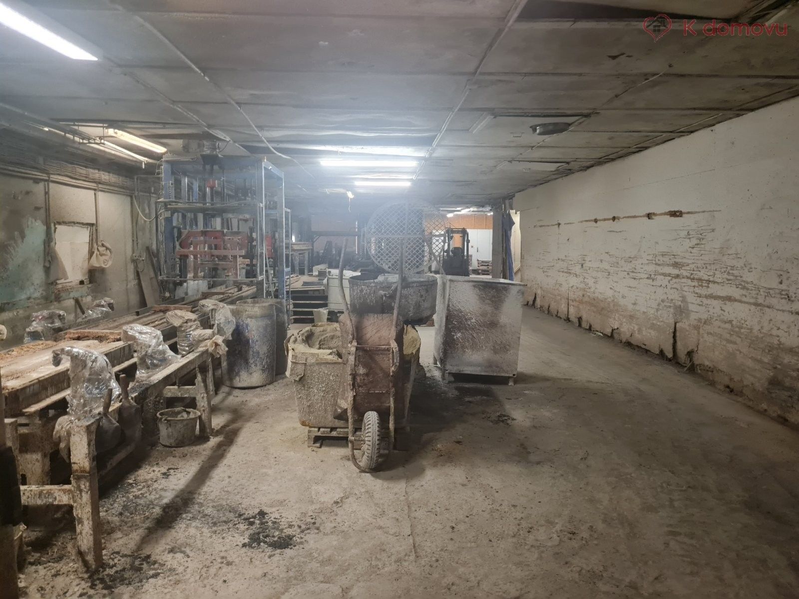 Prodej komerčního prostoru 3300 m² - foto 12