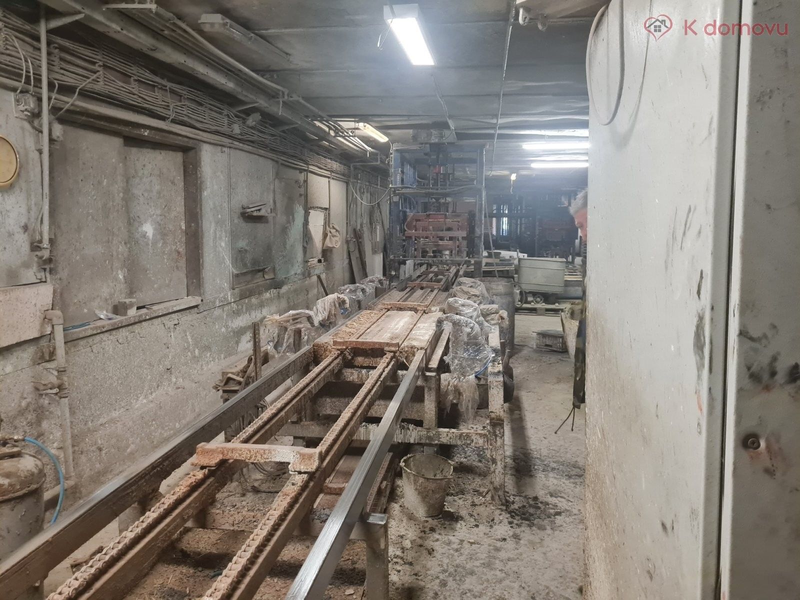 Prodej komerčního prostoru 3300 m² - foto 11