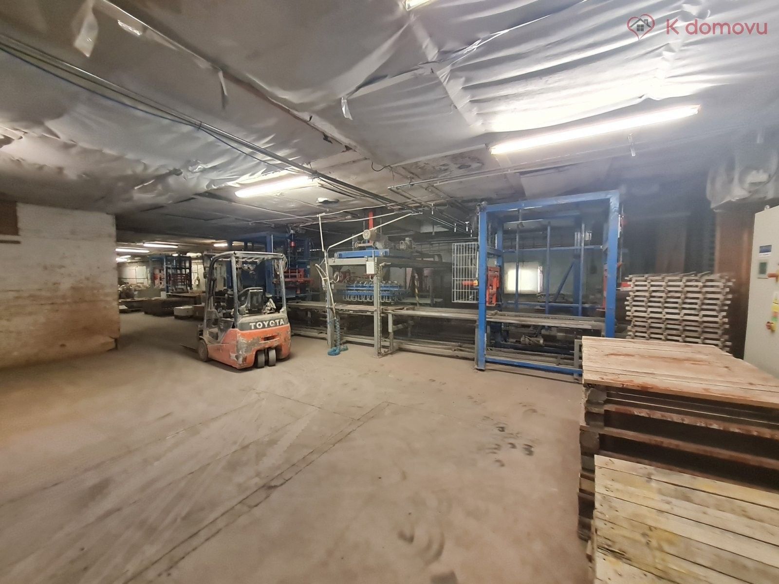 Prodej komerčního prostoru 3300 m² - foto 16