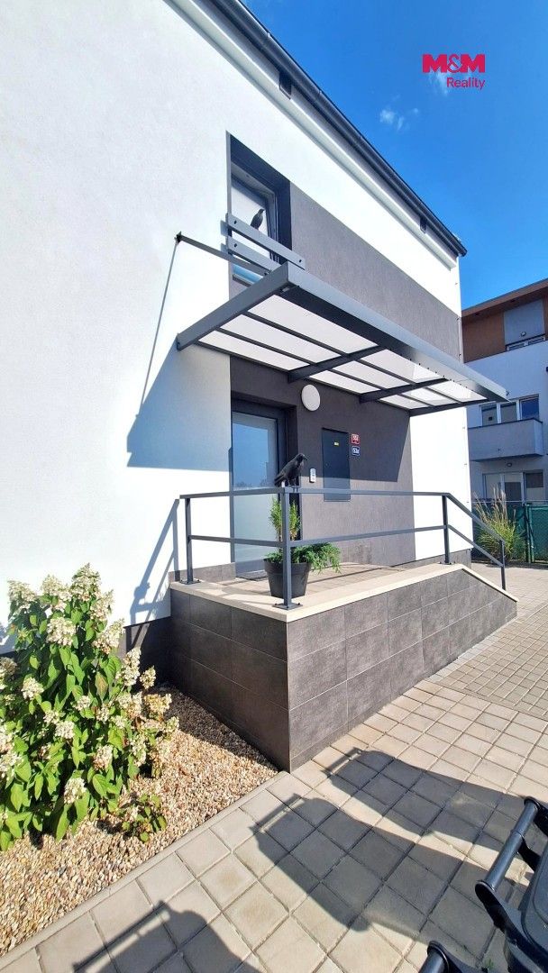 Pronájem bytu 3+kk 65 m² - foto 17