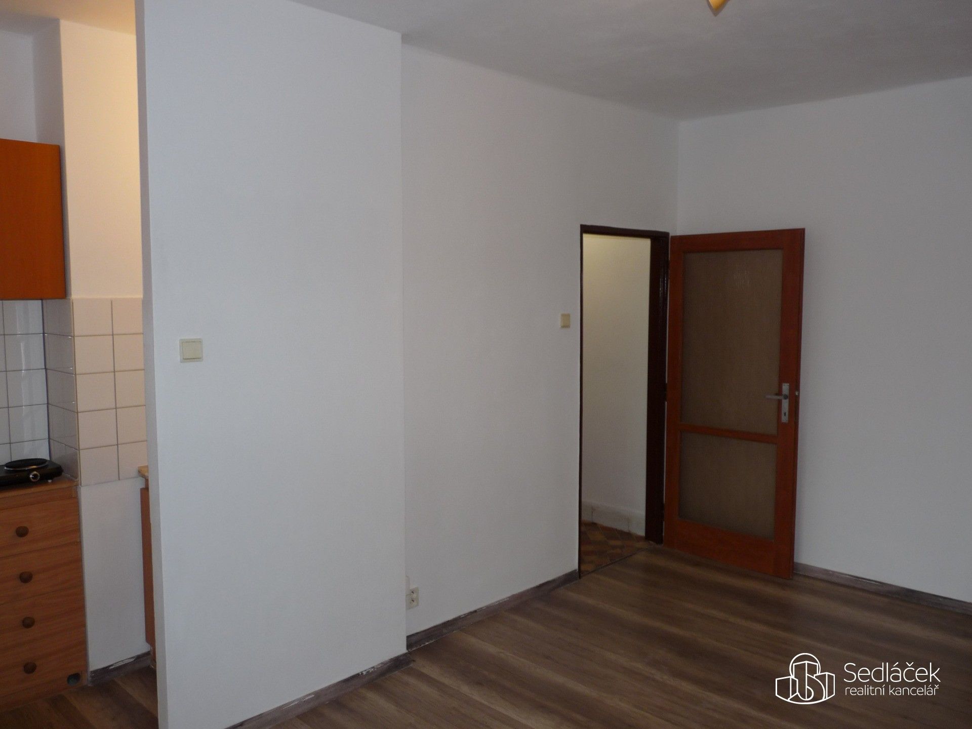 Pronájem bytu 1+kk 24 m² - foto 4