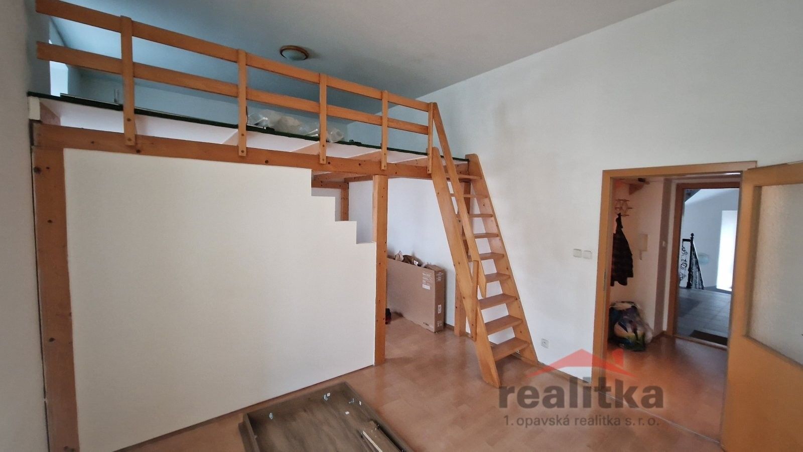 Pronájem bytu 1+kk 37 m² - foto 4