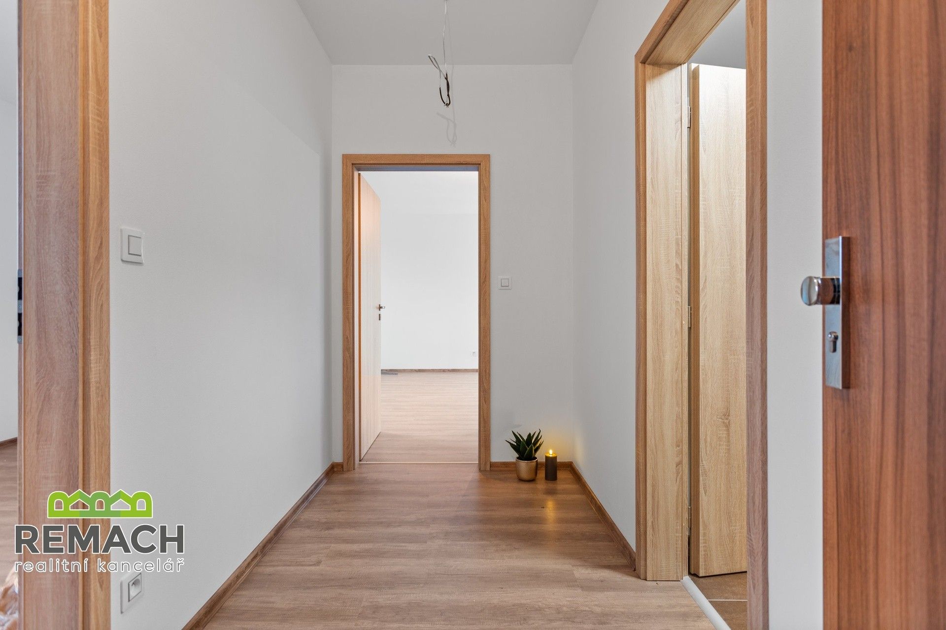 Pronájem bytu 2+kk 61 m² - foto 16